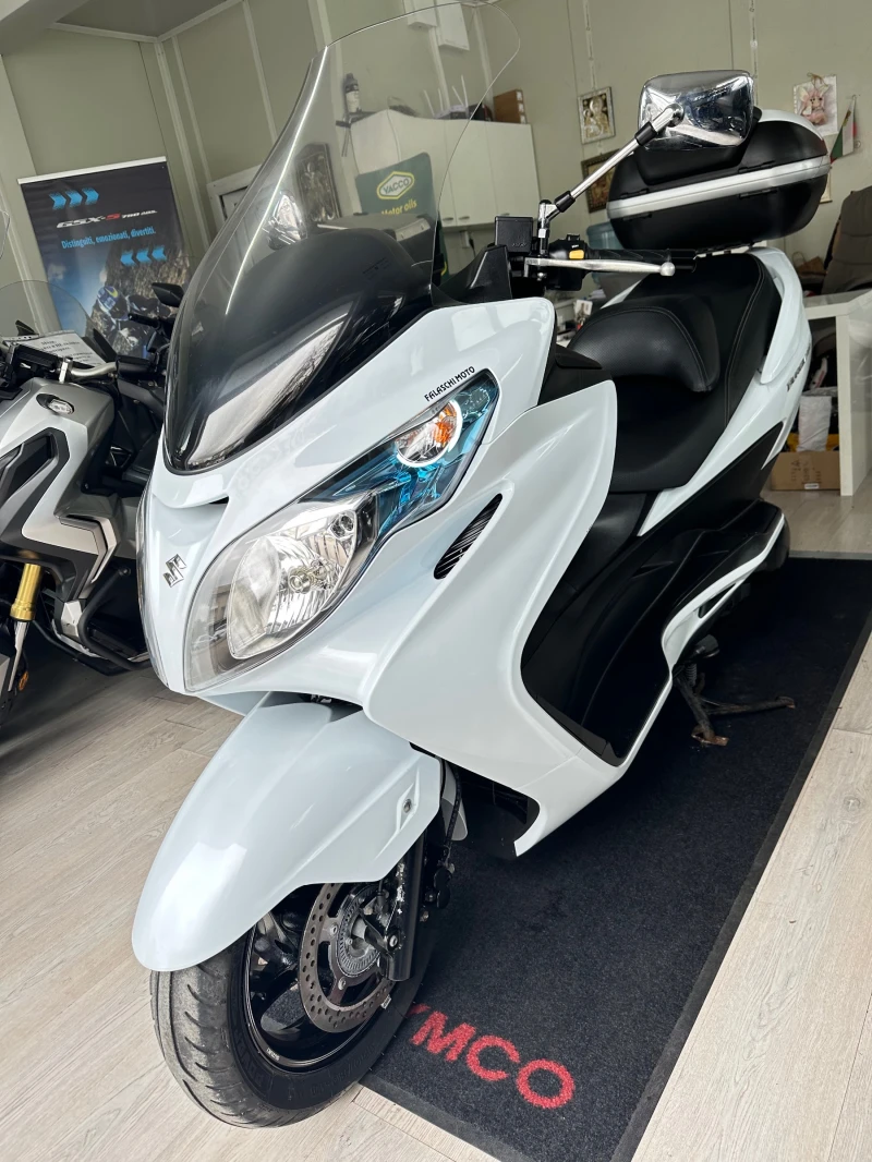 Suzuki Burgman 400i ABS 07.2016г., снимка 8 - Мотоциклети и мототехника - 52309436