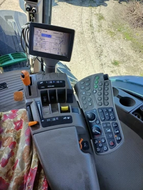 Трактор John Deere 7230R | Auto.bg — изображение 8