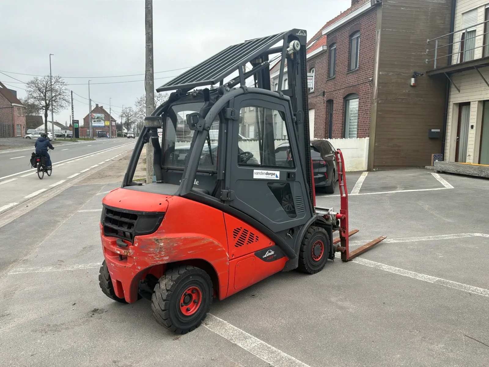 ������� Linde | Mobile.bg � ����������� 2