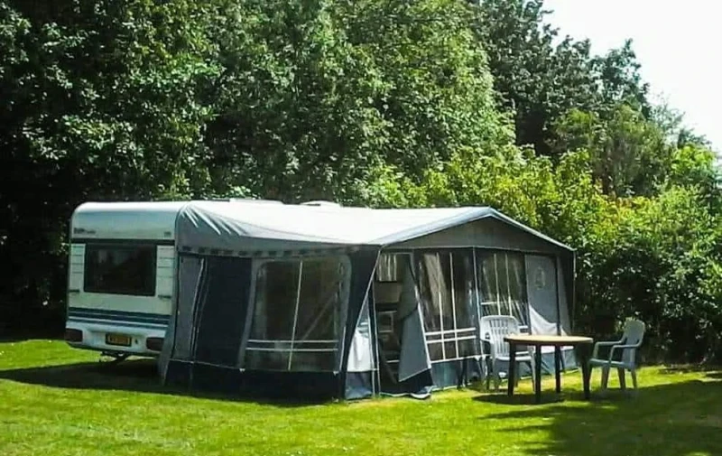 Каравана Hobby Excellent , снимка 10 - Каравани и кемпери - 53062763