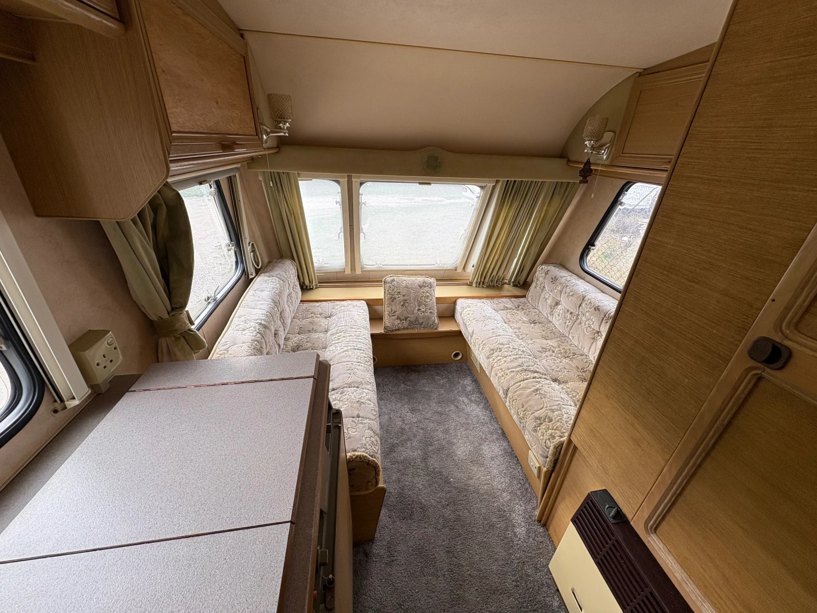  Swift Archway | Mobile.bg   2