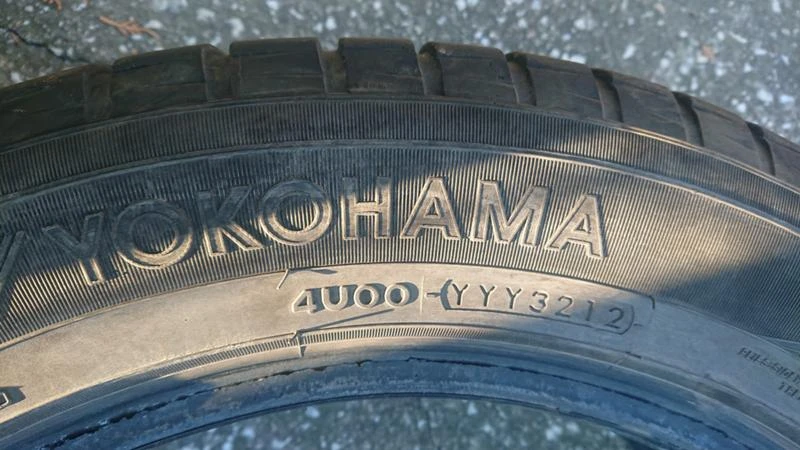 Гуми Зимни 225/55R18, снимка 10 - Гуми и джанти - 47685021