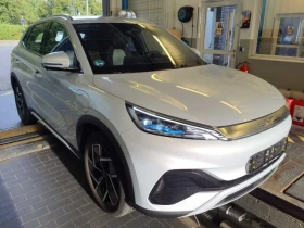 BYD Atto3 62 kW Design Термопомпа, снимка 1