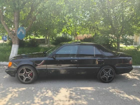 Mercedes-Benz 124 E 300 D, снимка 12