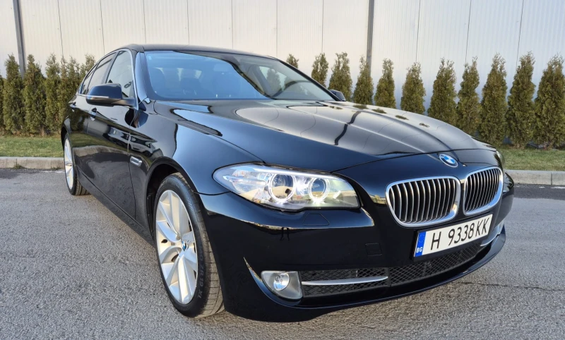 BMW 520 FACELIFT, снимка 3 - Автомобили и джипове - 45907220