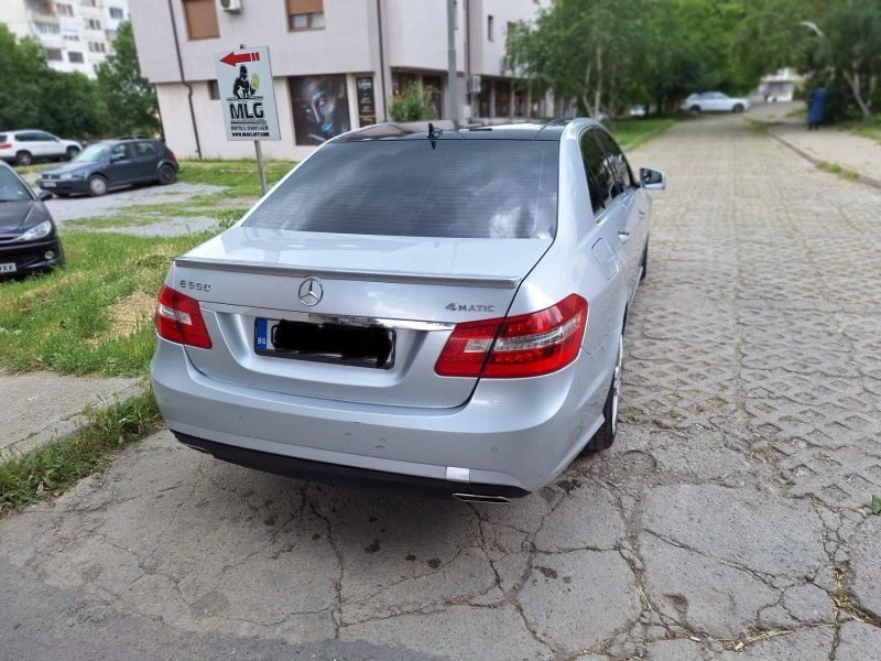 Mercedes-Benz E 55 AMG, снимка 3 - Автомобили и джипове - 45947638