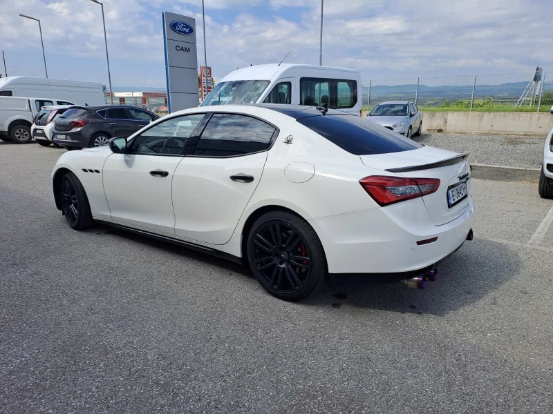 Maserati Ghibli SQ4 4X4, снимка 6 - Автомобили и джипове - 45997265