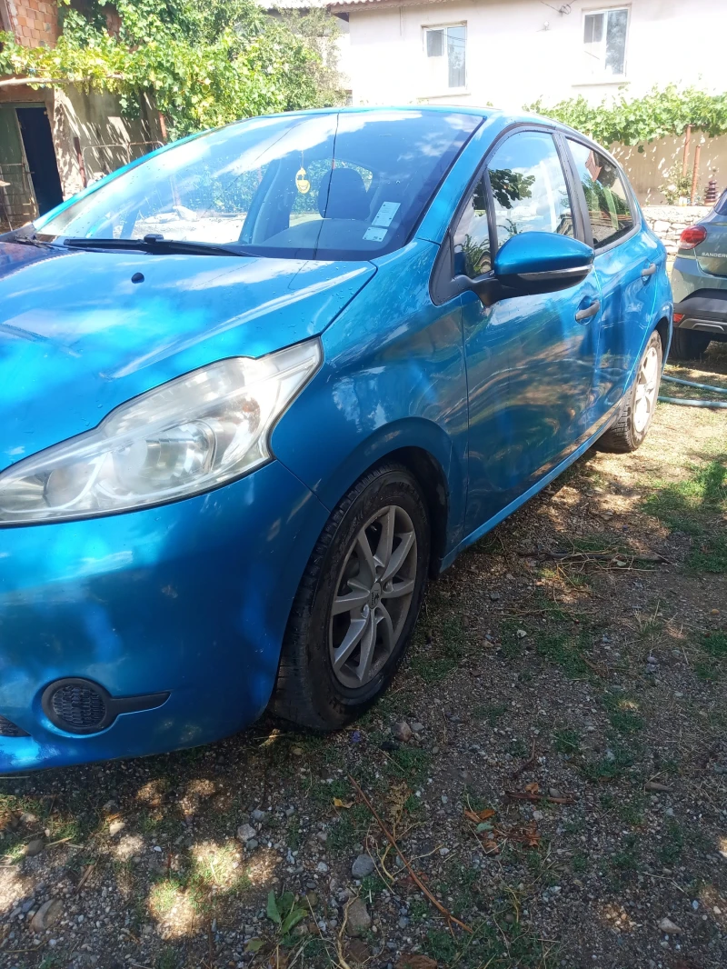 Peugeot 208, снимка 3 - Автомобили и джипове - 47367591