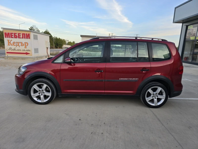 VW Touran 2.0tdi 170k.c* DSG* CROSS* Кожа* Камера* ЛИЗИНГ*  , снимка 7 - Автомобили и джипове - 47190689