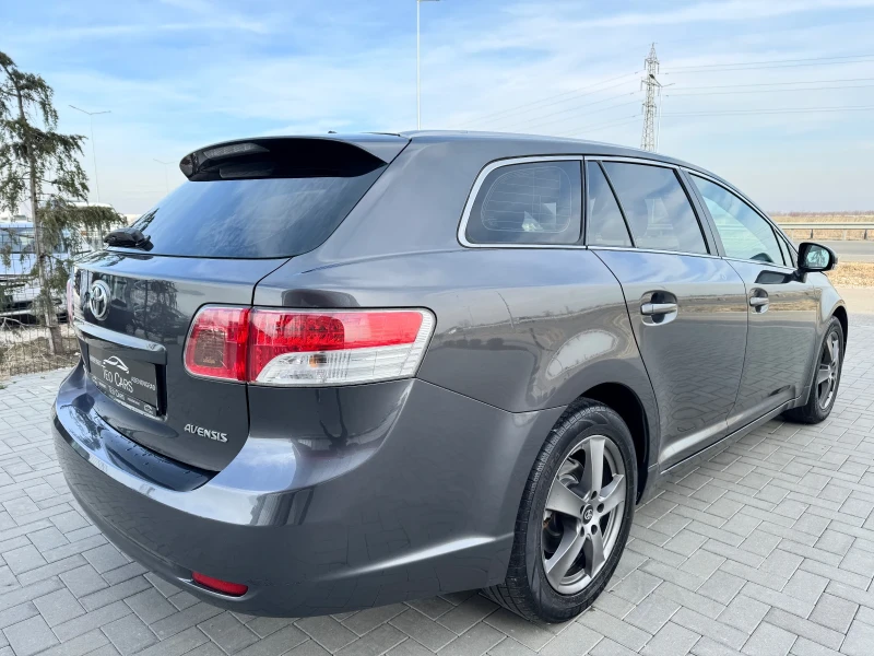 Toyota Avensis 1.8 VVTi 147к.с NAVI / CAMERA / PODGREV , снимка 8 - Автомобили и джипове - 48418695