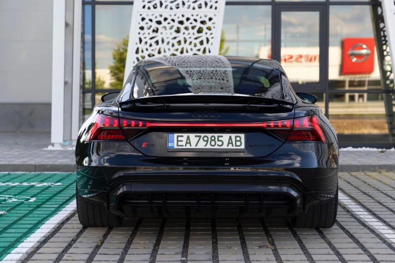 Audi E-Tron GT RS, снимка 5 - Автомобили и джипове - 52682792