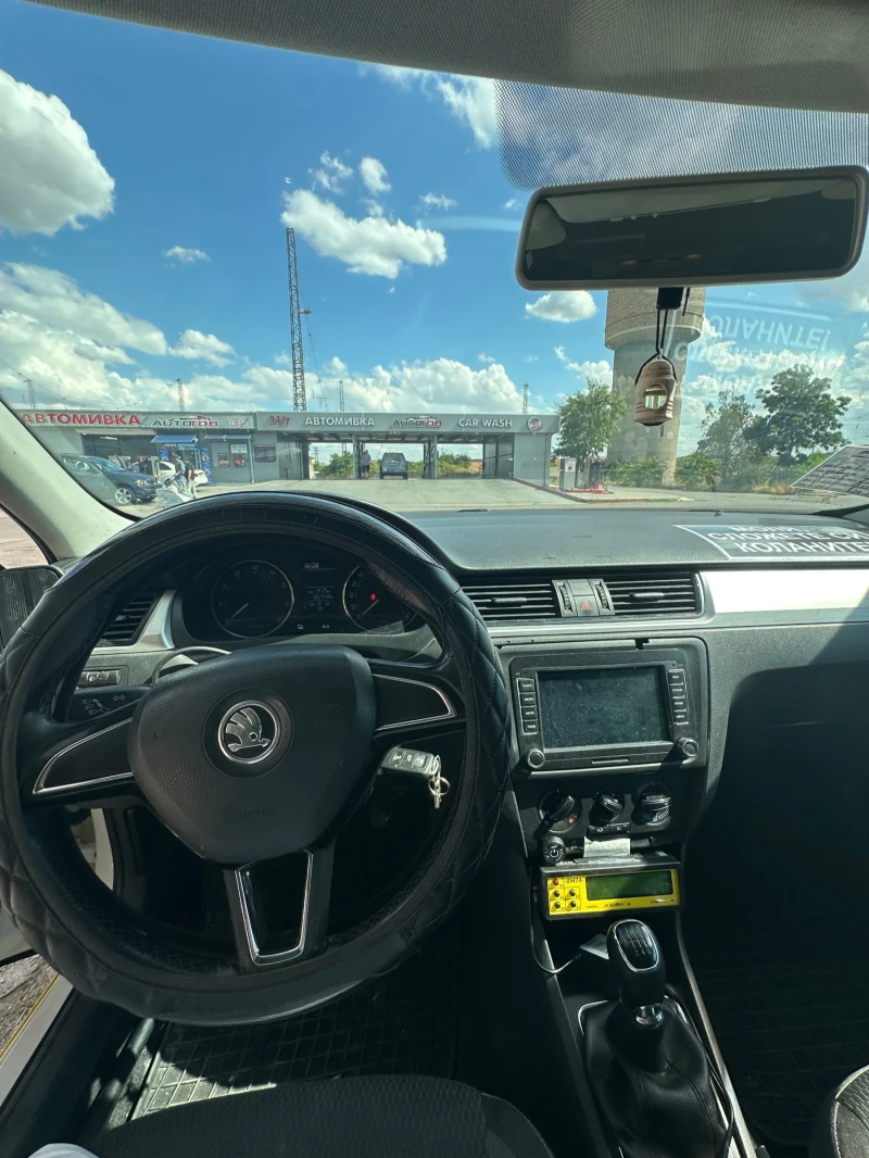 Skoda Rapid, снимка 9 - Автомобили и джипове - 52009245