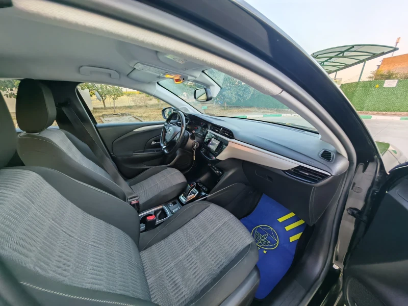 Opel Corsa 1.2i avtomat AT8 , снимка 11 - Автомобили и джипове - 52003037