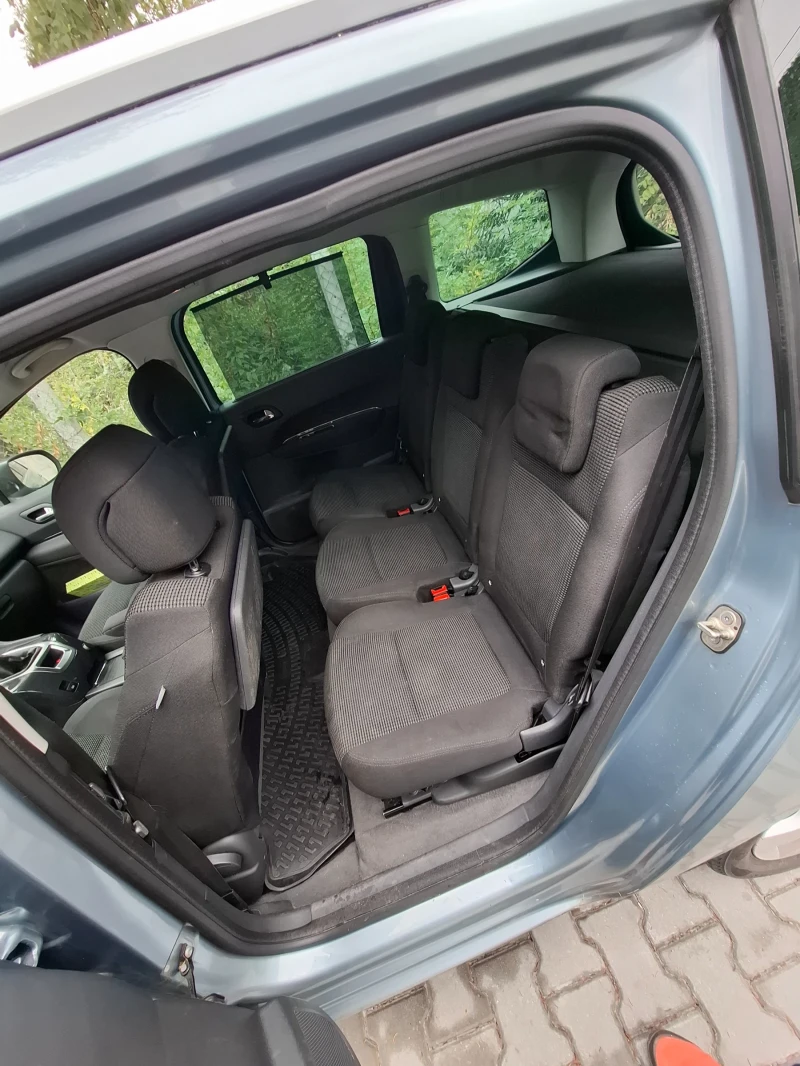 Peugeot 5008, снимка 6 - Автомобили и джипове - 52422156