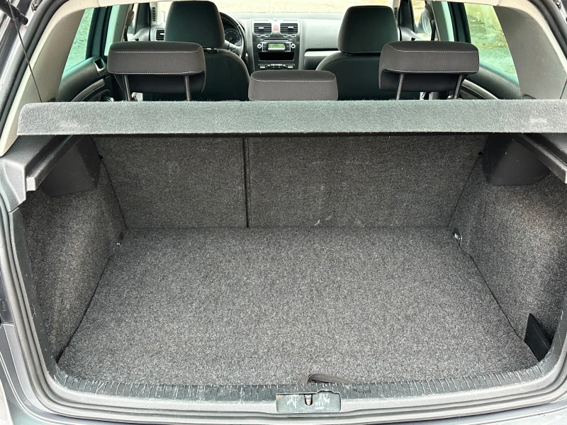 VW Golf 1.9TDI Много Запазен!, снимка 15 - Автомобили и джипове - 51972535