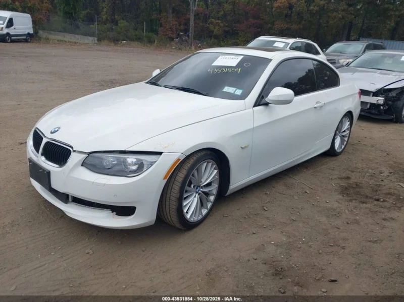 BMW 335 * CARFAX * БЕЗ ПЪРВОНАЧАЛНА ВНОСКА, снимка 2 - Автомобили и джипове - 52694775