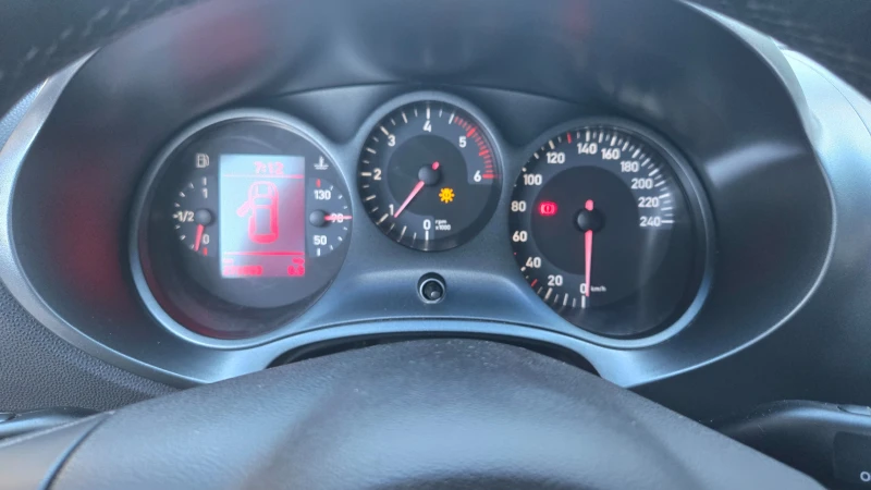 Seat Leon 1.9tdi , снимка 7 - Автомобили и джипове - 53168960