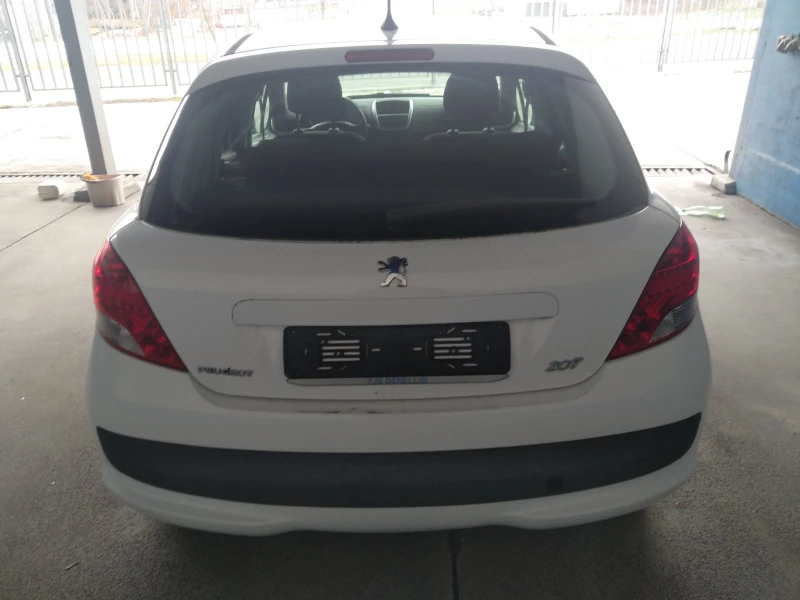 Peugeot 207 1, 6 АГУ, снимка 4 - Автомобили и джипове - 53283720