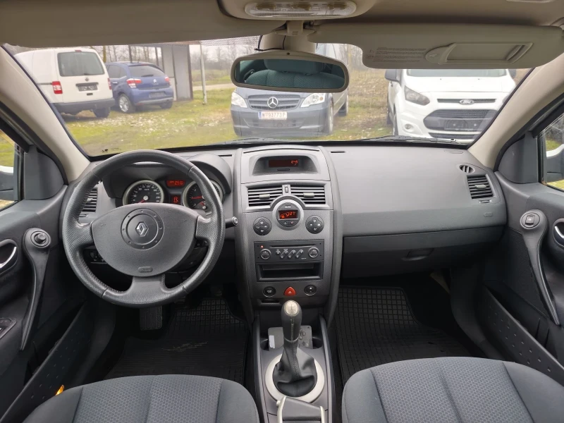 Renault Megane 1.5 dci , снимка 12 - Автомобили и джипове - 53459928