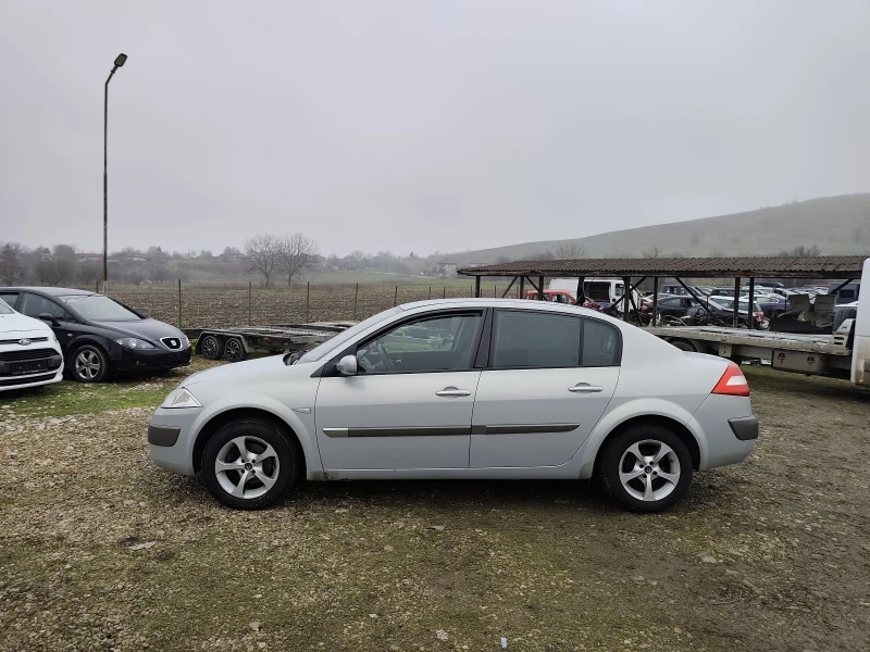 Renault Megane 1.5 dci , снимка 7 - Автомобили и джипове - 53459928