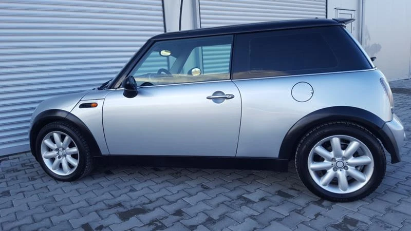 Mini Cooper 1, 6i bi-fuel GPL, 90к.с., кожа, климатик, алум.дж - изображение 3