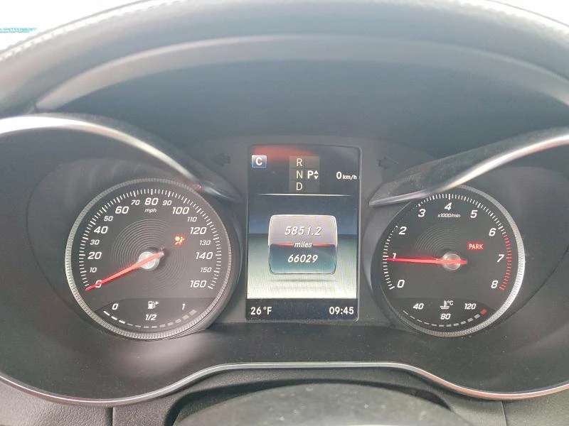 Mercedes-Benz C 300 4MATIC - изображение 9