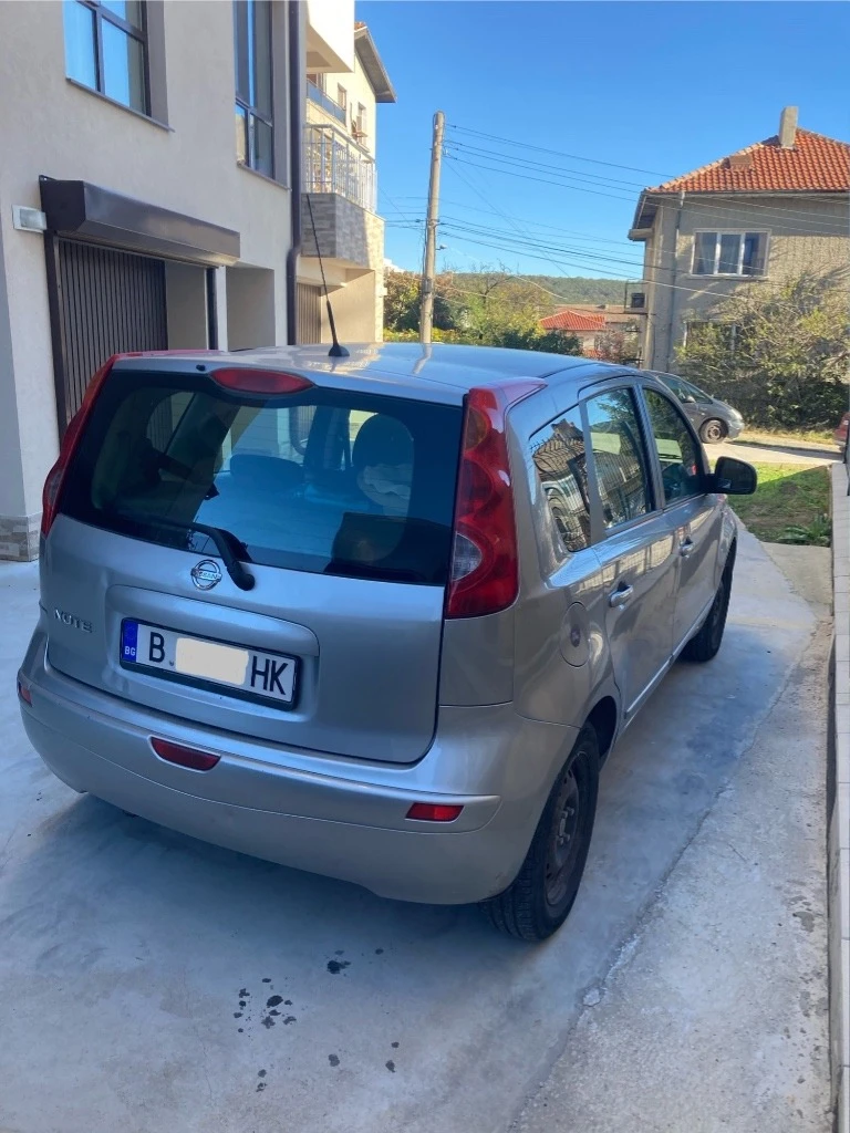 Nissan Note, снимка 4 - Автомобили и джипове - 54940560