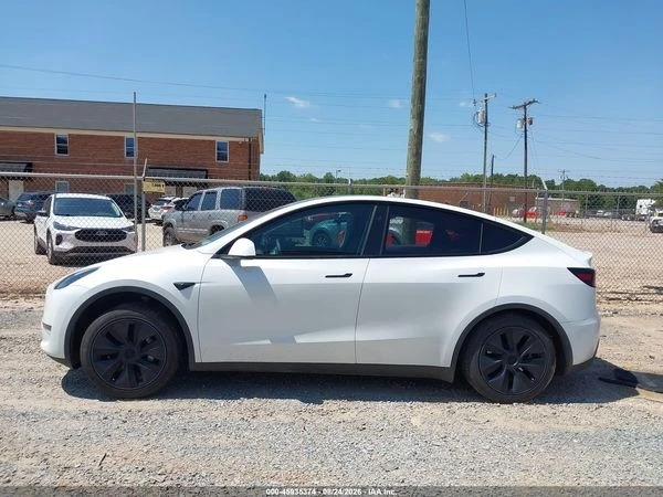 Tesla Model Y LONG RANGE SINGLE MOTOR REAR-WHEEL DRIVE/RWD, снимка 5 - Автомобили и джипове - 56198960
