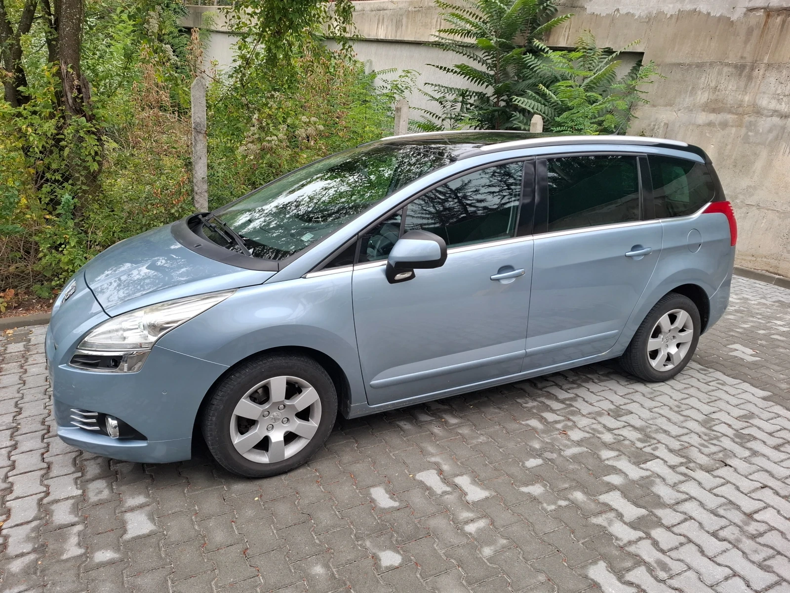 Peugeot 5008, снимка 1