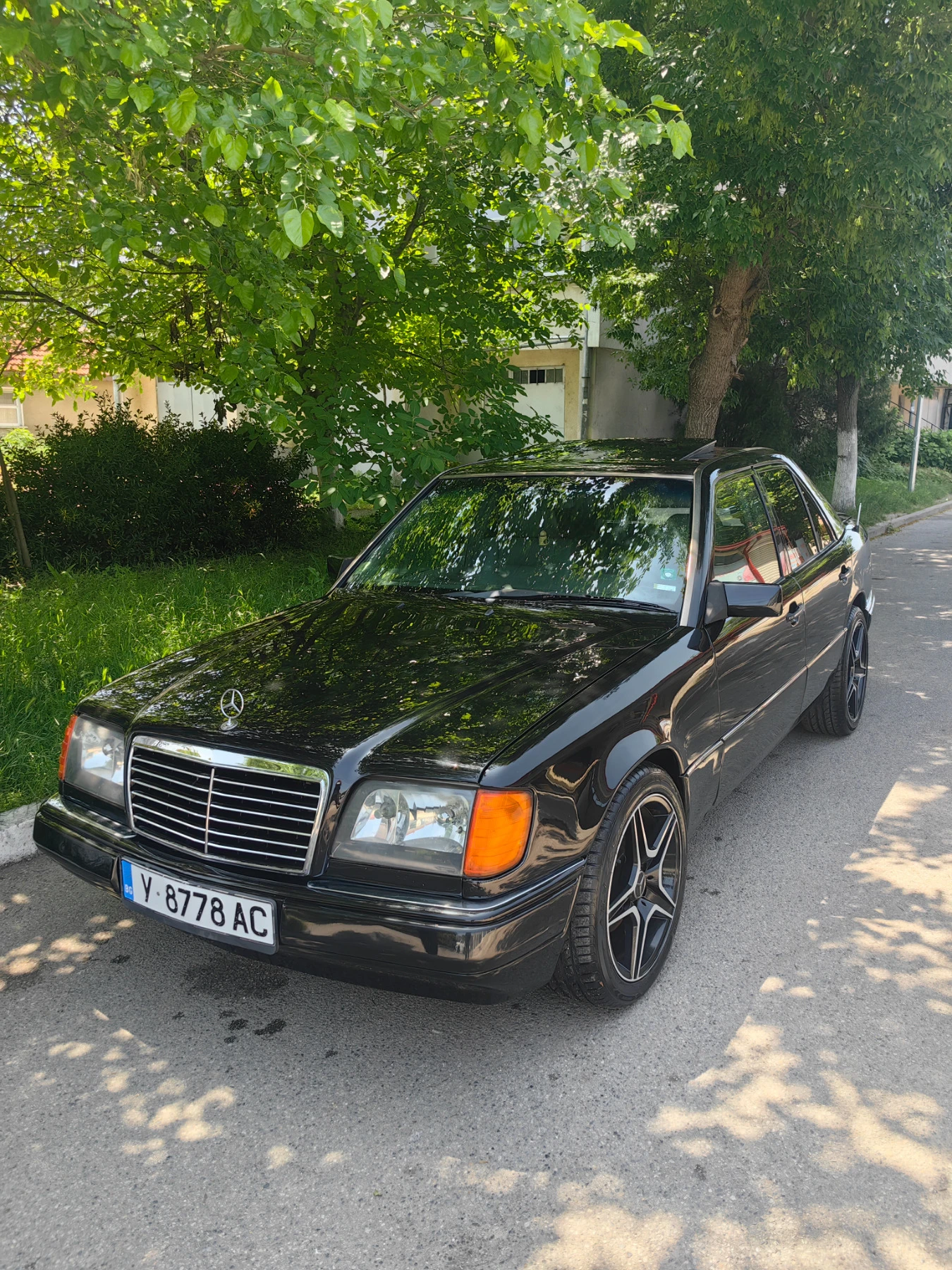 Mercedes-Benz 124 E 300 D - изображение 7