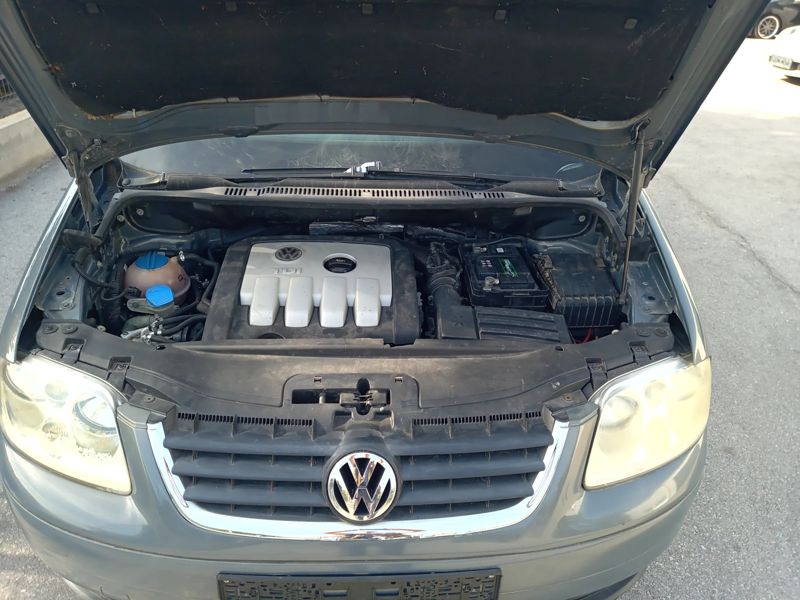 VW Touran 2.0TDI | Mobile.bg — изображение 13