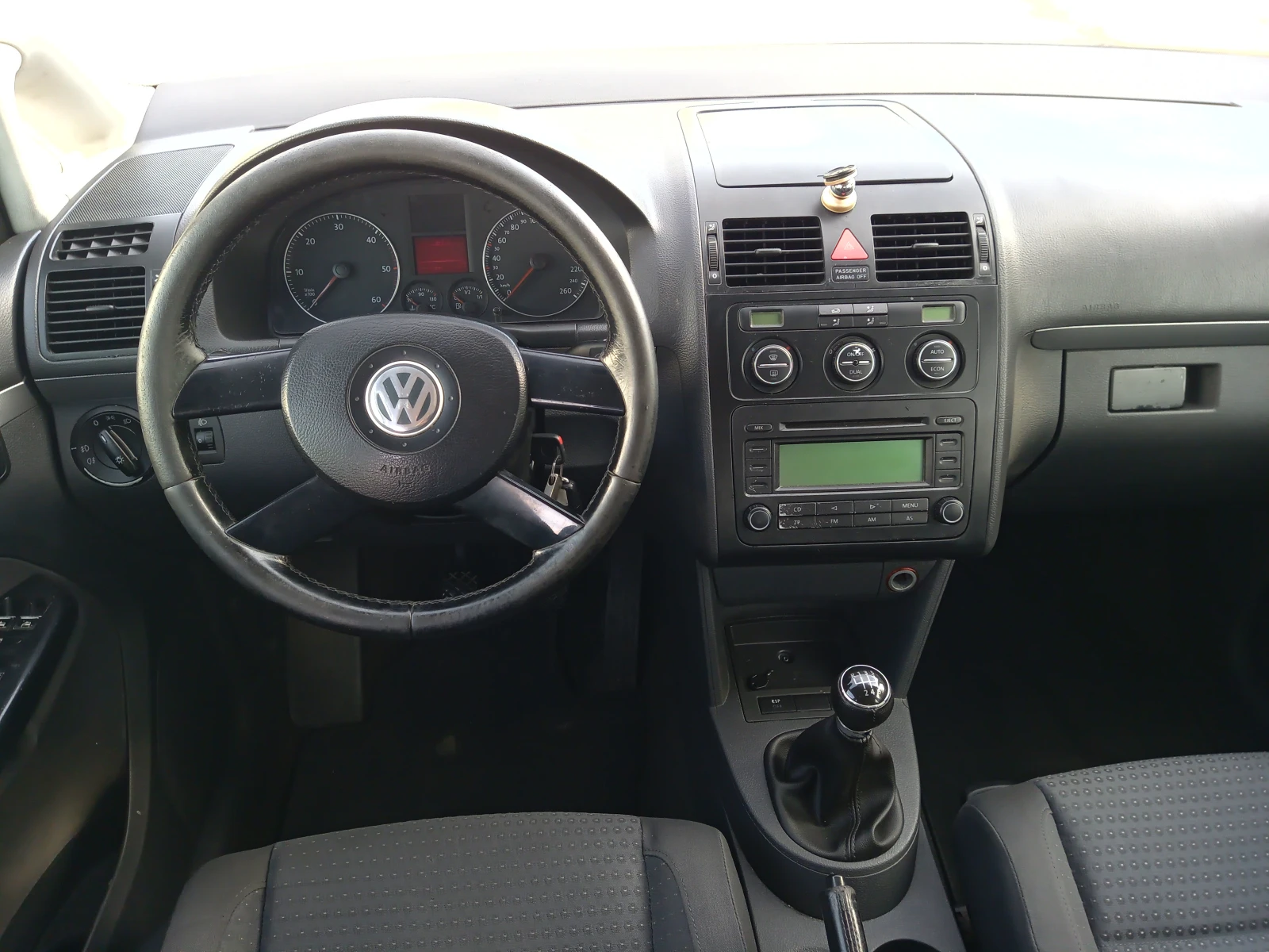 VW Touran 2.0TDI | Mobile.bg — изображение 14
