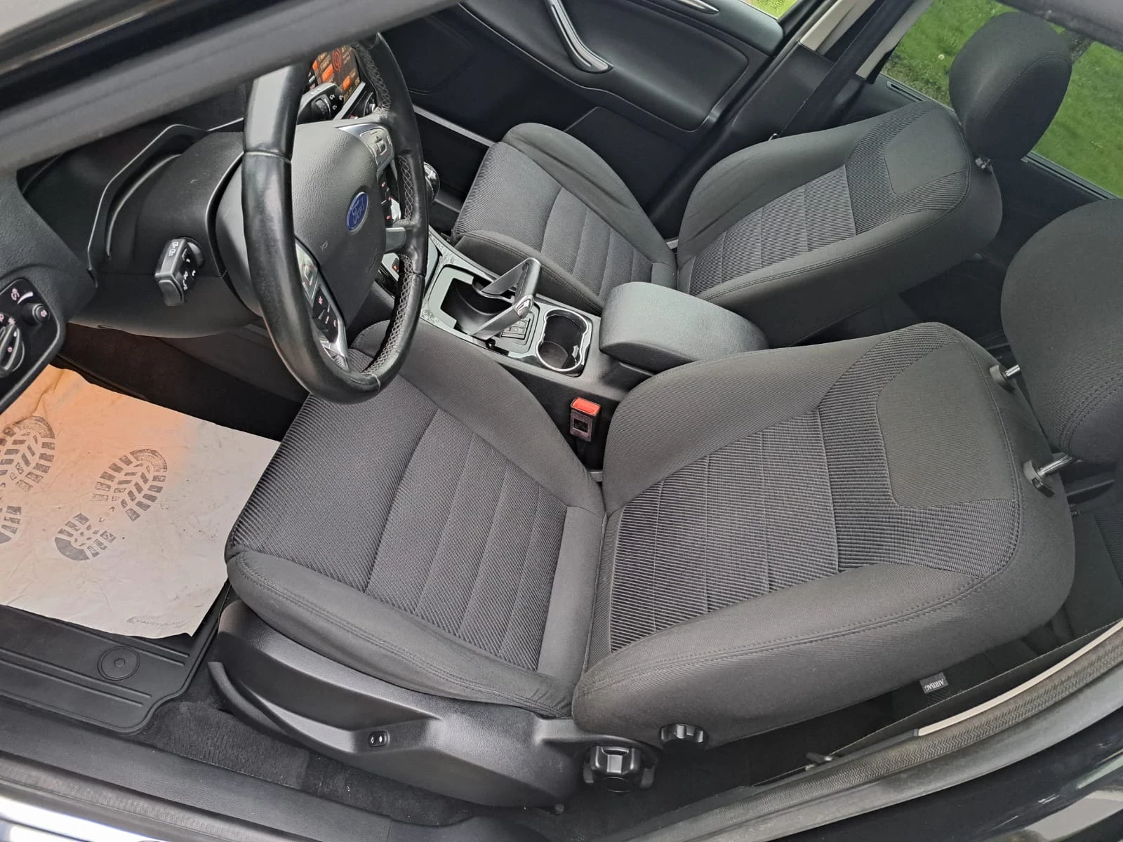 Ford Galaxy Galaxy Titanium 2.0 D - изображение 5