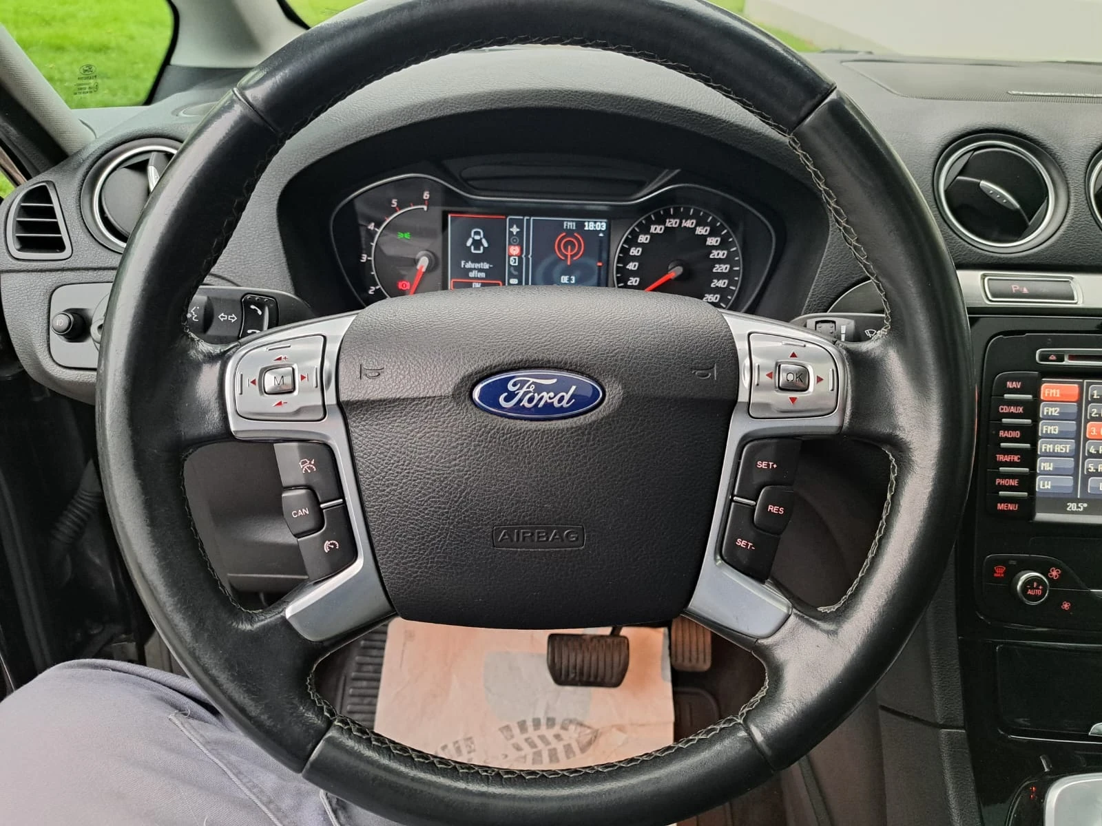Ford Galaxy Galaxy Titanium 2.0 D - изображение 6