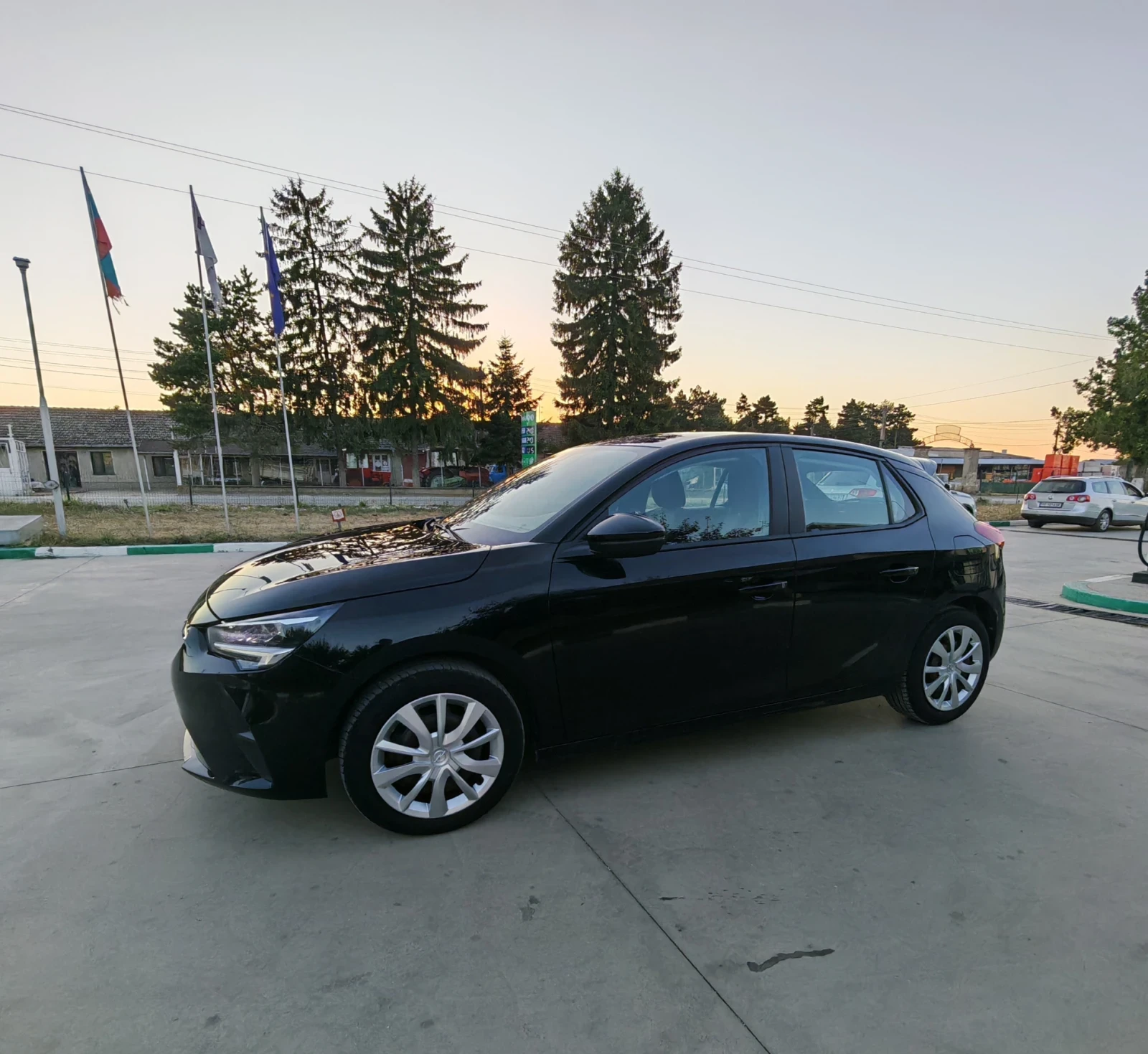 Opel Corsa 1.2i avtomat AT8  - изображение 2