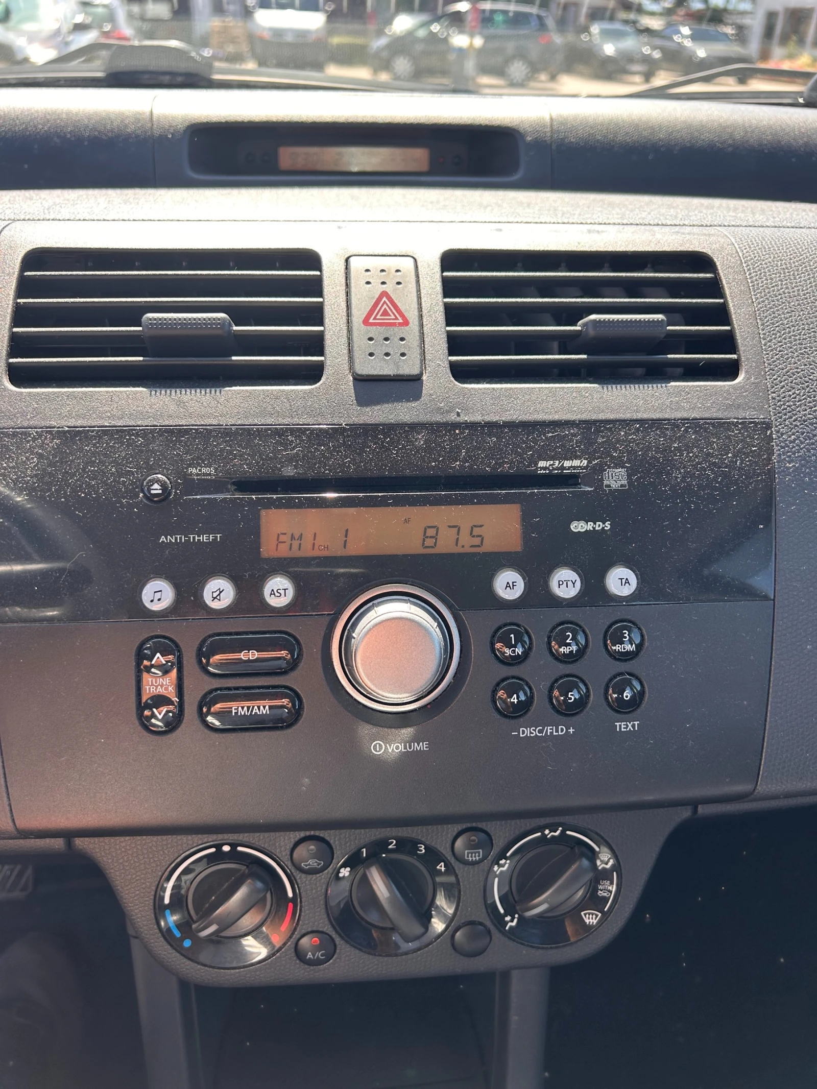 Suzuki Swift 1.3i EURO 4 | Mobile.bg   12