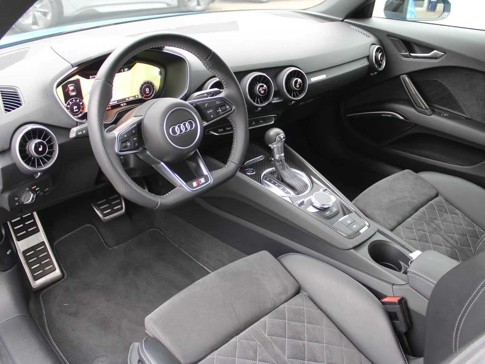 Audi Tt 45TFSI/245HP/S-LINE/B&O/MATRIX/CABRON/792v - изображение 10