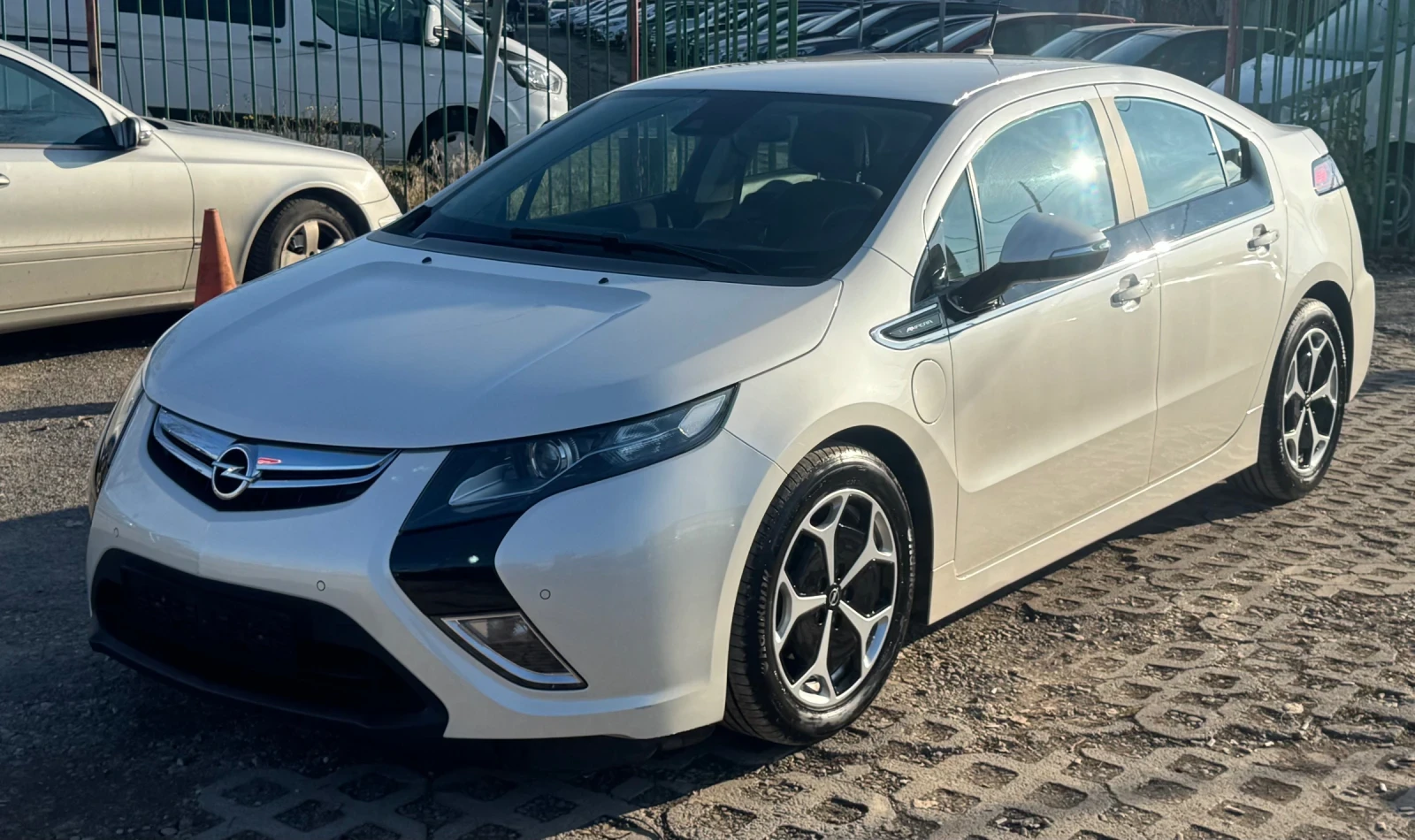 Opel Ampera ������ ������!������������ �������! | Mobile.bg � ����������� 1