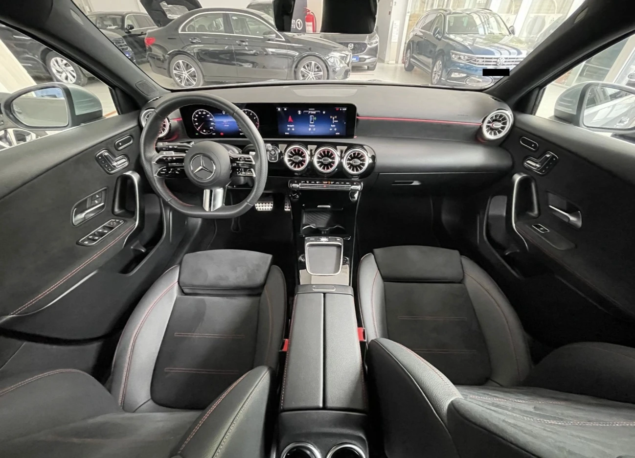 Mercedes-Benz A 200 AMG Line/Ел. седалки/Дигитално/Мъртъв ъгъл/360 - изображение 6