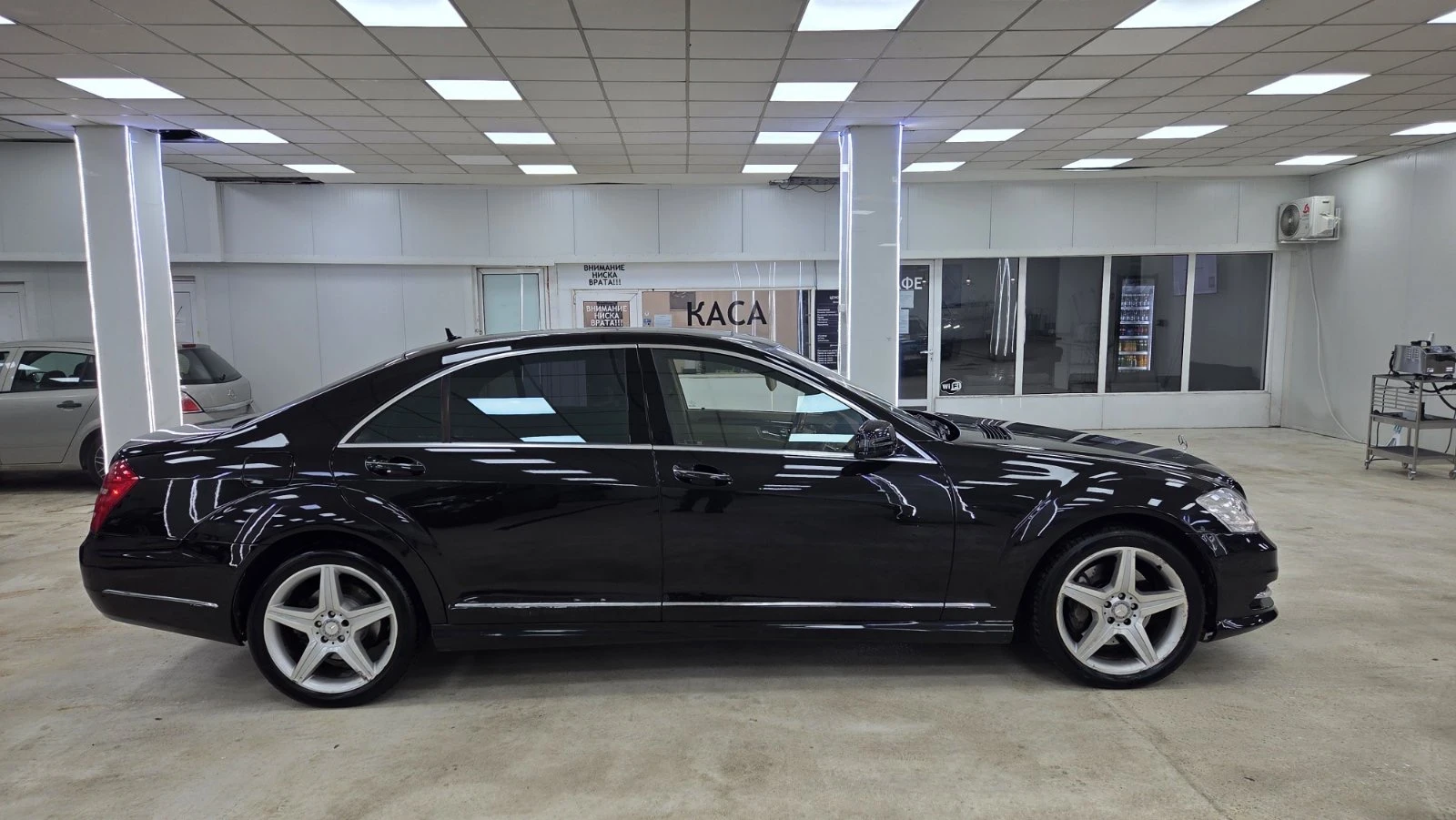 Mercedes-Benz S 500, снимка 2 - Автомобили и джипове - 53967779