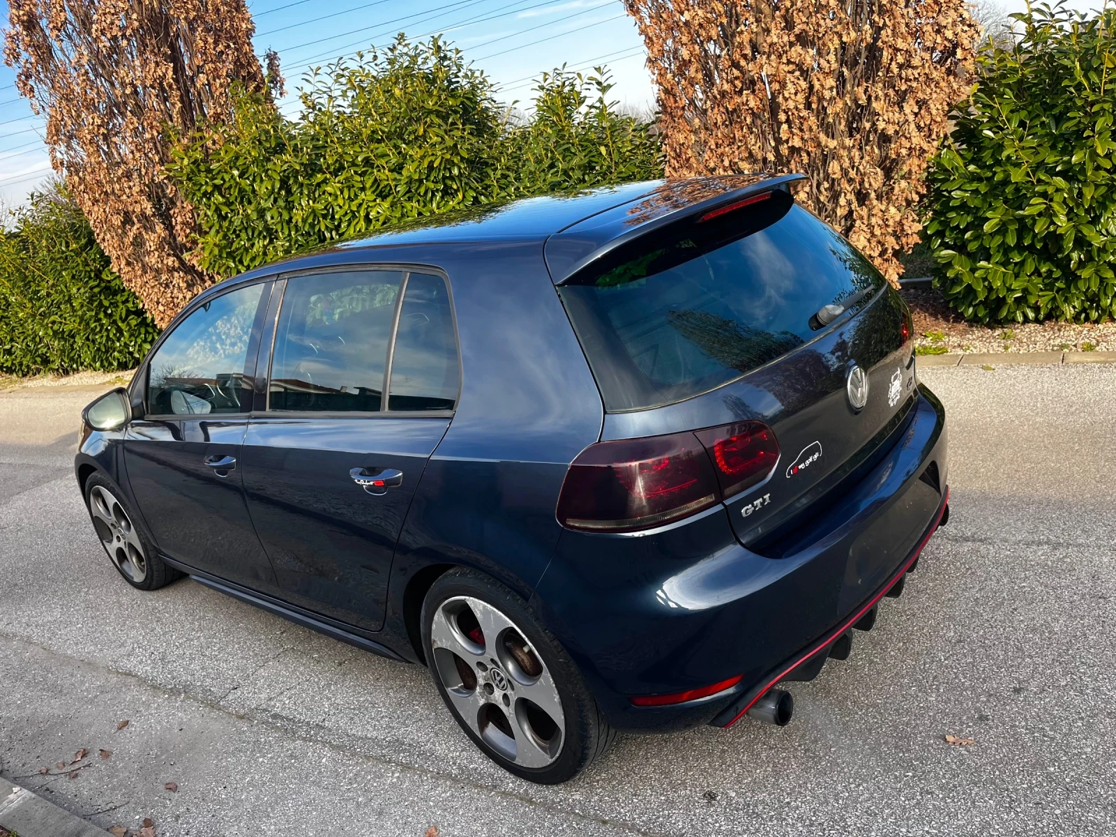 VW Golf 2.0gti, снимка 3 - Автомобили и джипове - 54058451