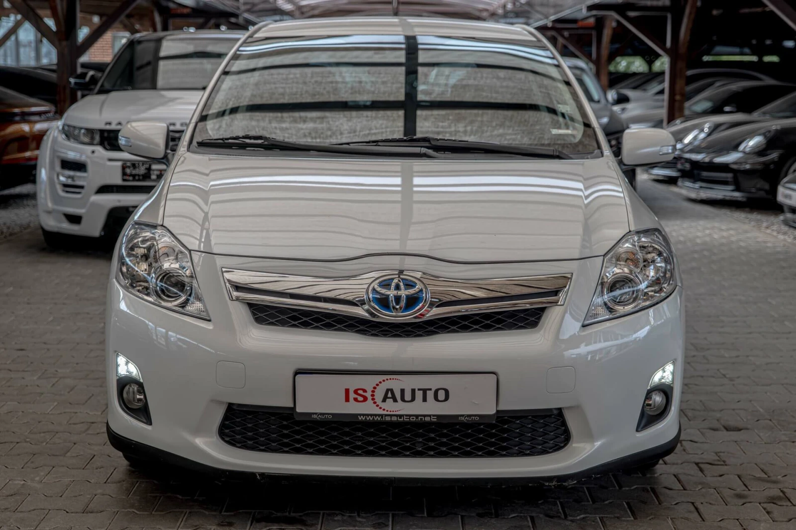 Toyota Auris 1.8 VVT-i Hybrid e-CVT/Климатроник/Камера, снимка 2 - Автомобили и джипове - 54222171