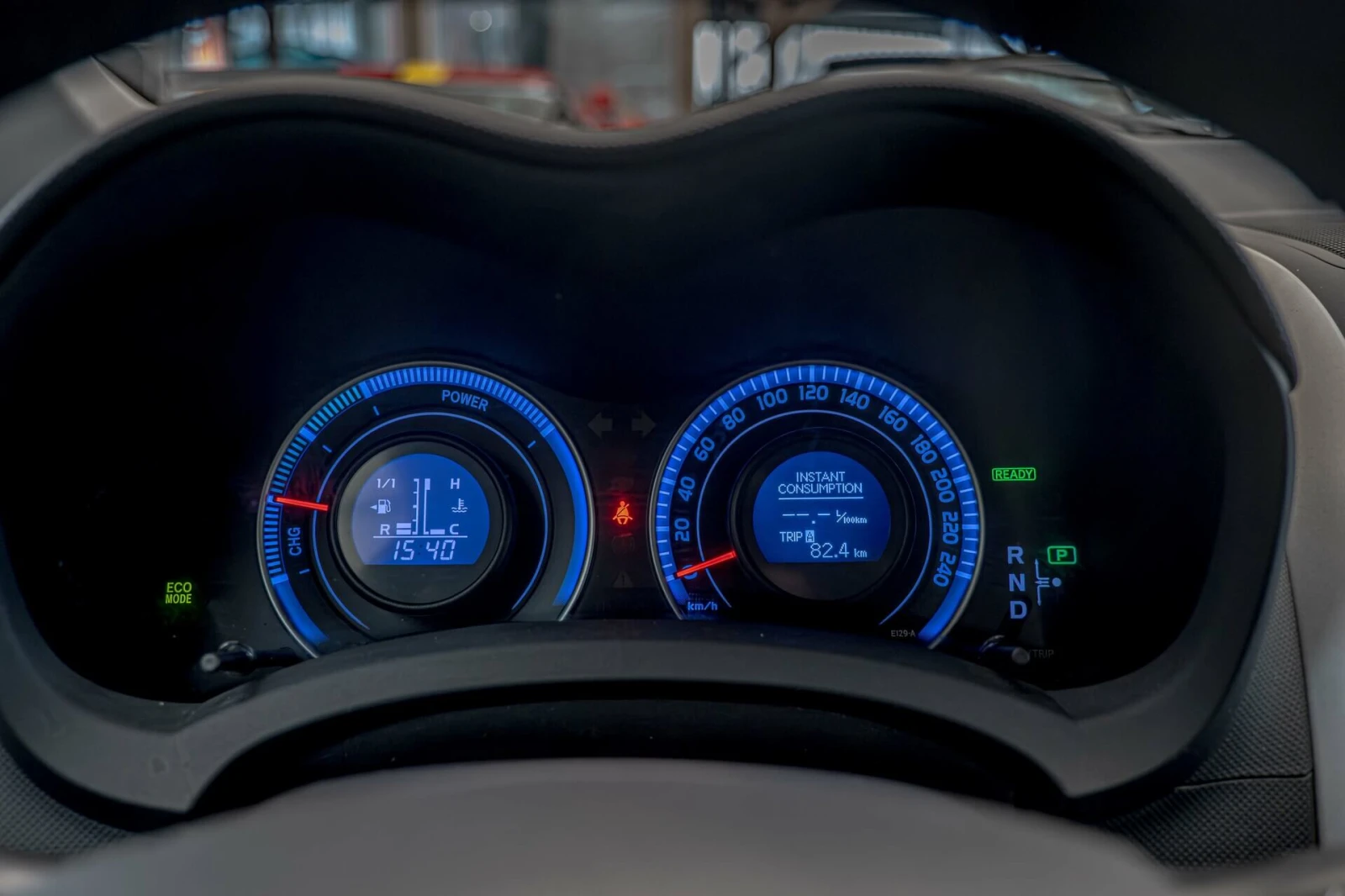 Toyota Auris 1.8 VVT-i Hybrid e-CVT/Климатроник/Камера, снимка 15 - Автомобили и джипове - 54222171