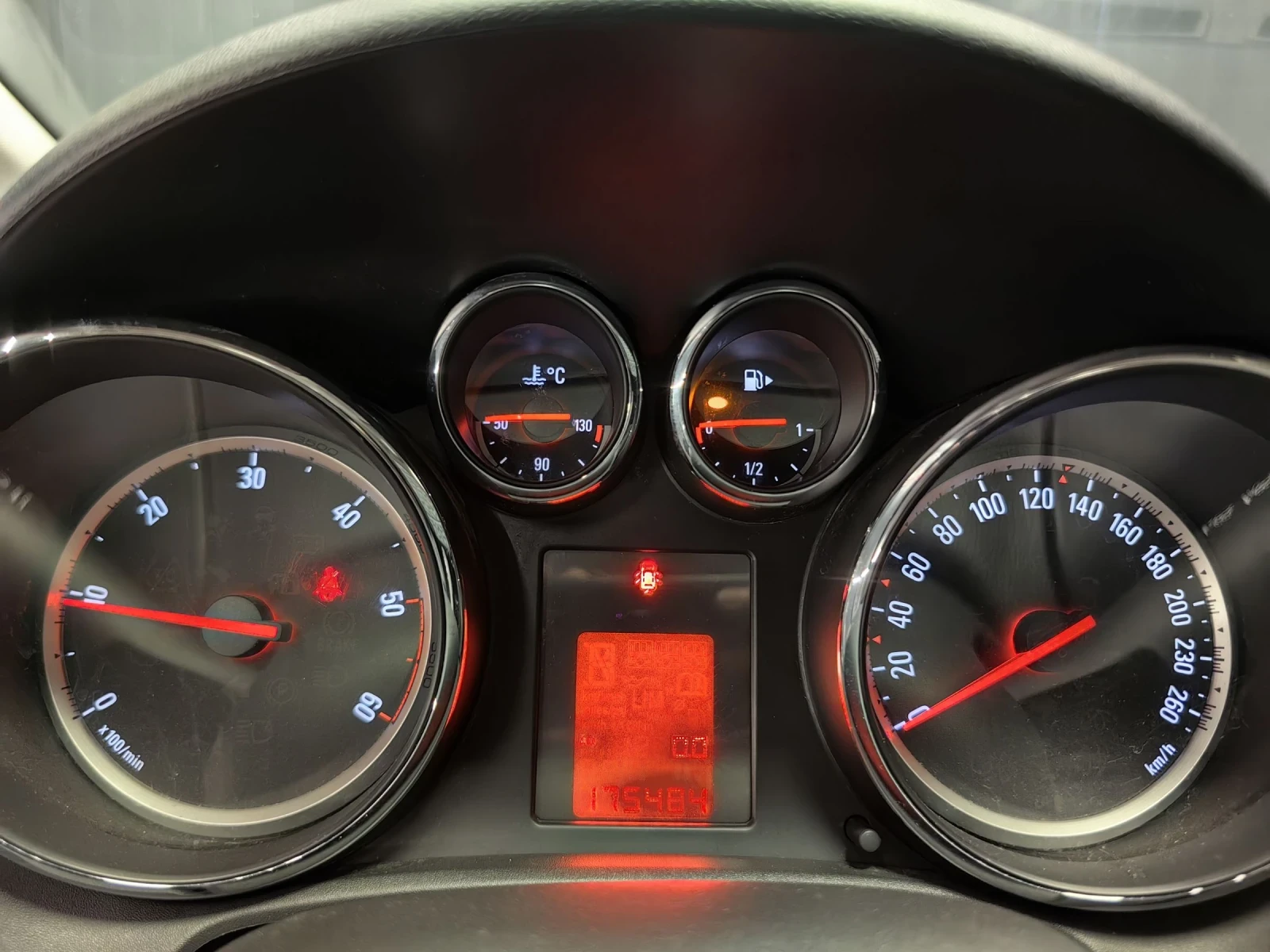 Opel Astra HATCHBACK* 1.7CDTI* 110�.�* �����* �����* �������� | Mobile.bg � ����������� 8