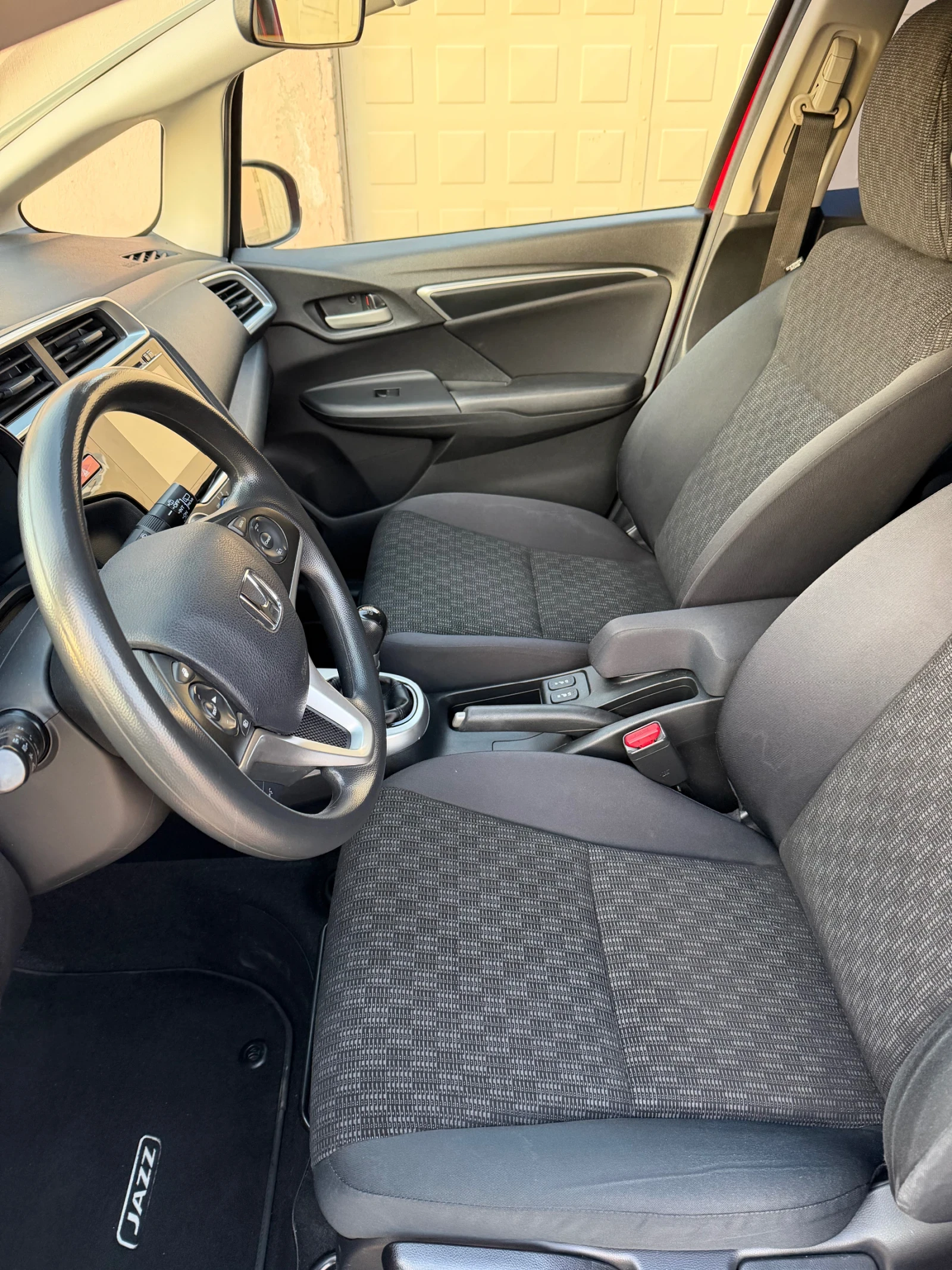 Honda Jazz 2017 Внос Германия , снимка 6 - Автомобили и джипове - 54318990