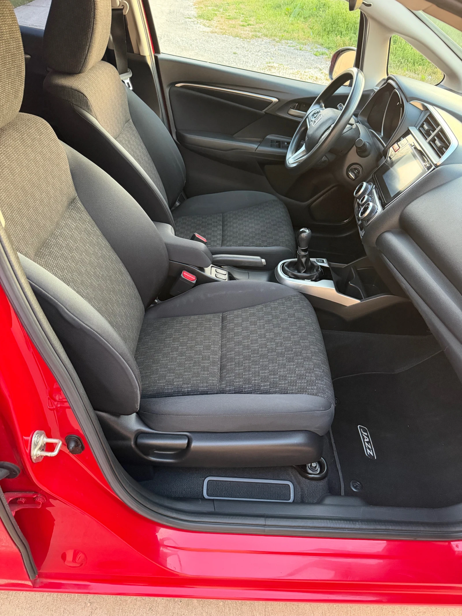 Honda Jazz 2017 Внос Германия , снимка 9 - Автомобили и джипове - 54318990