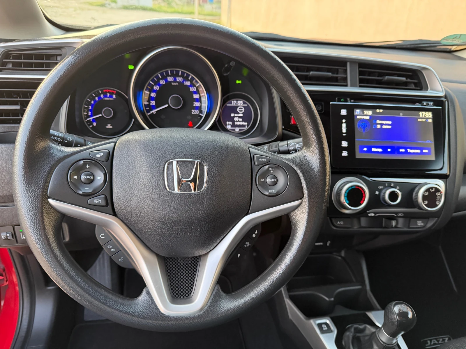 Honda Jazz 2017 Внос Германия , снимка 15 - Автомобили и джипове - 54318990