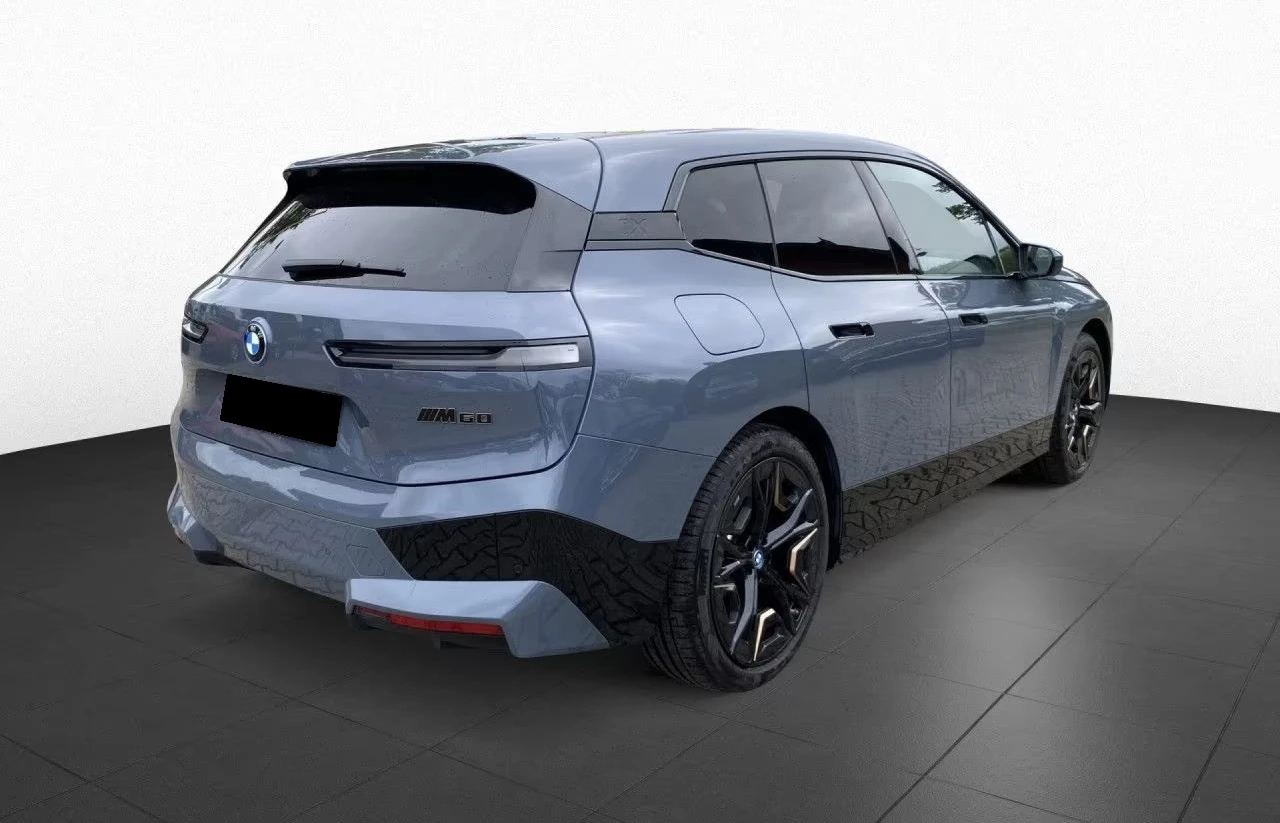 BMW iX XDRIVE60 M-SPORT PAKET B&W PANORAMA , снимка 3 - Автомобили и джипове - 54512217