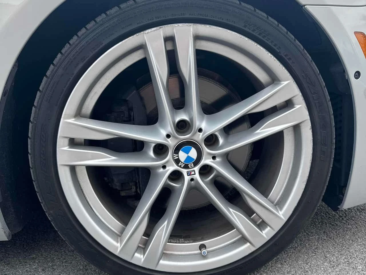 BMW 650 * AWD * ДИСТРОНИК * 360 * HUD * СЛЕДЕНЕ НА ЛЕНТИ, снимка 7 - Автомобили и джипове - 54611754
