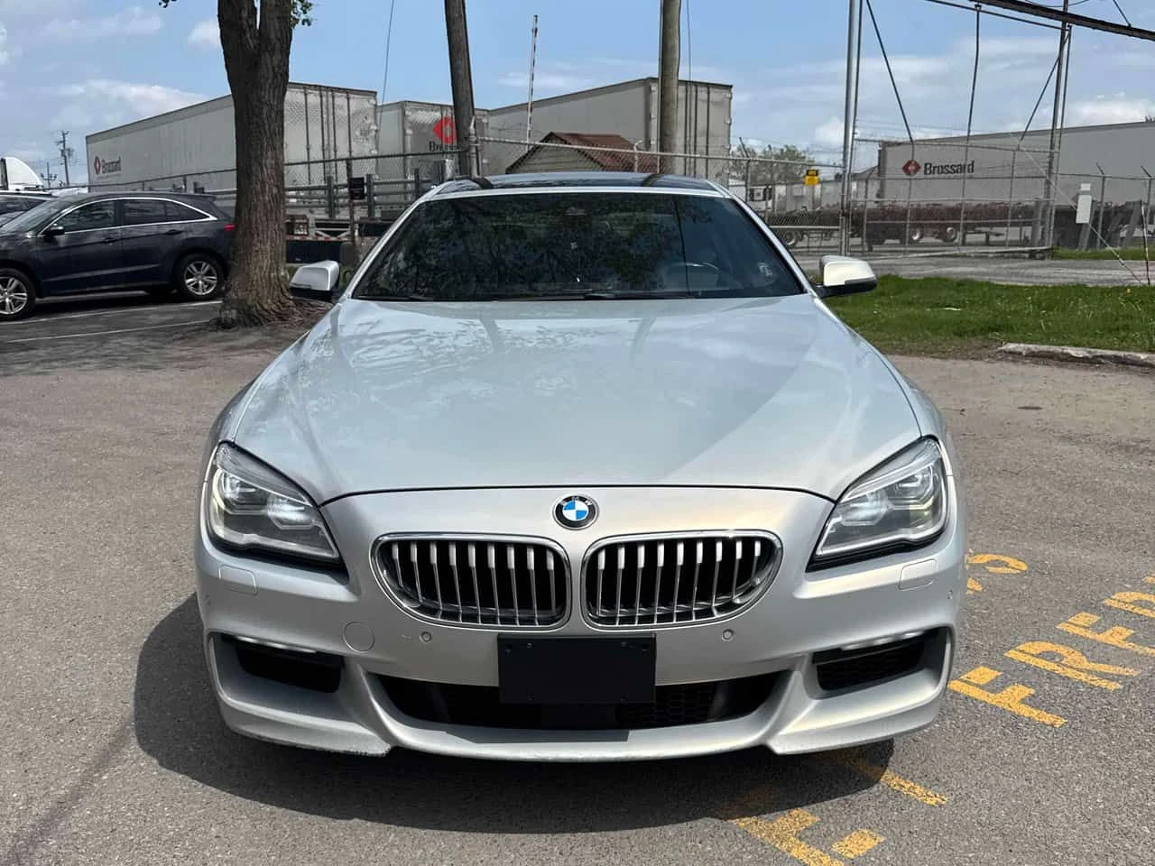 BMW 650 * AWD * ДИСТРОНИК * 360 * HUD * СЛЕДЕНЕ НА ЛЕНТИ, снимка 6 - Автомобили и джипове - 54611754